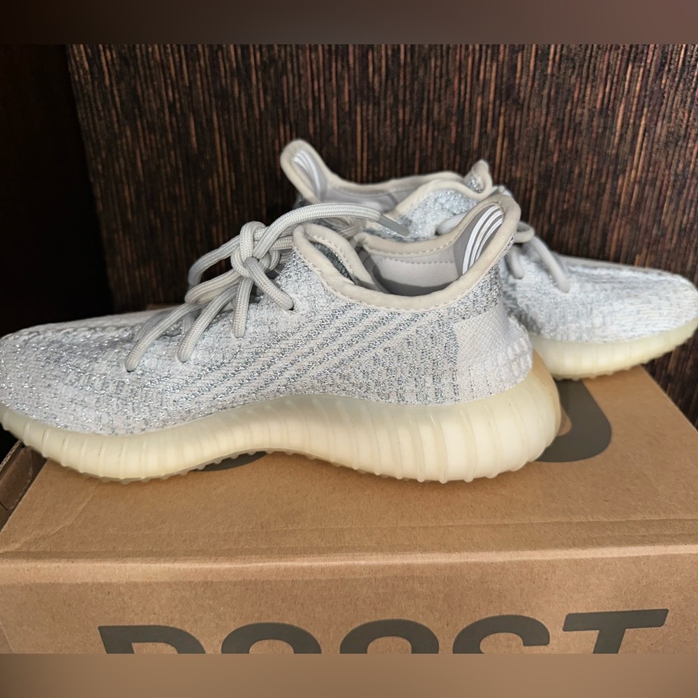 Yeezy Reflective Cloud Whites Size 5